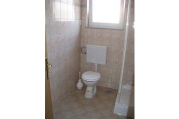 Croazia Privát Pinezići, Esterno